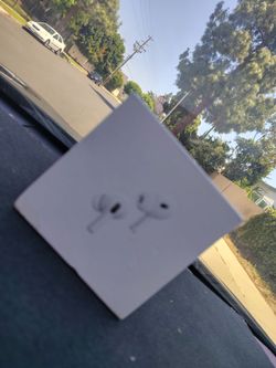 Apple airpods Pro (2nd Generation)