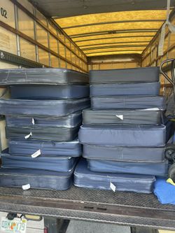 8" Water-Resistant High Density Vinyl Foam Mattress