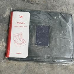 Travel pouch - $5 OBO