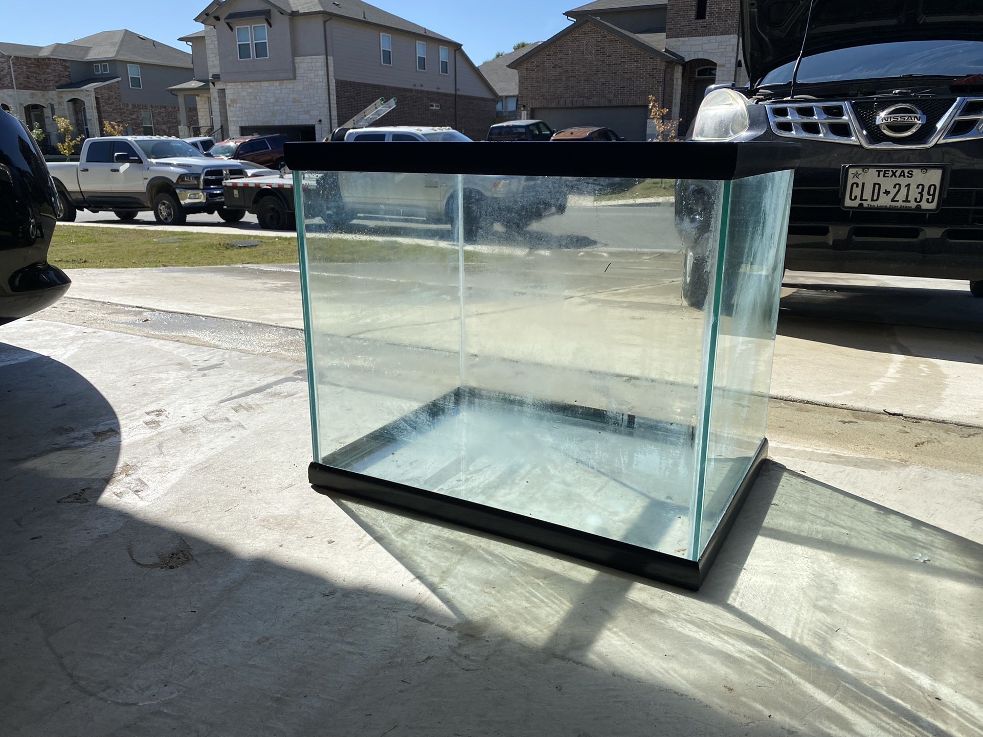Fish Tank/Aquarium