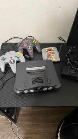 Nintendo 64 bundle - 2 controllers + super smash bros. + Pokémon snap