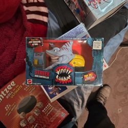 Street Sharks Streex Remote Wire Controlled Jaw Action Mattel Mint In Sealed Box