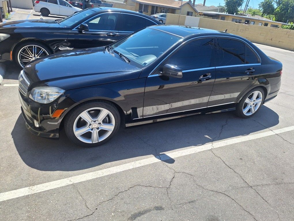 2010 Mercedes-Benz C-Class