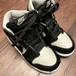 Kids Jordan 1’s 