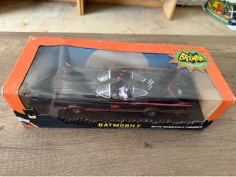 Batman Classic Tv Series - Batmobile Figure