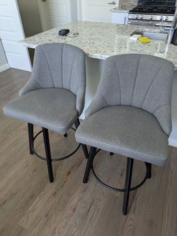 Kitchen counter stools