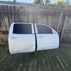 Chevy Cilverado 2015 Door Panels 