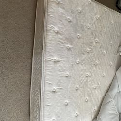 Queen Mattress  With Box Spring 