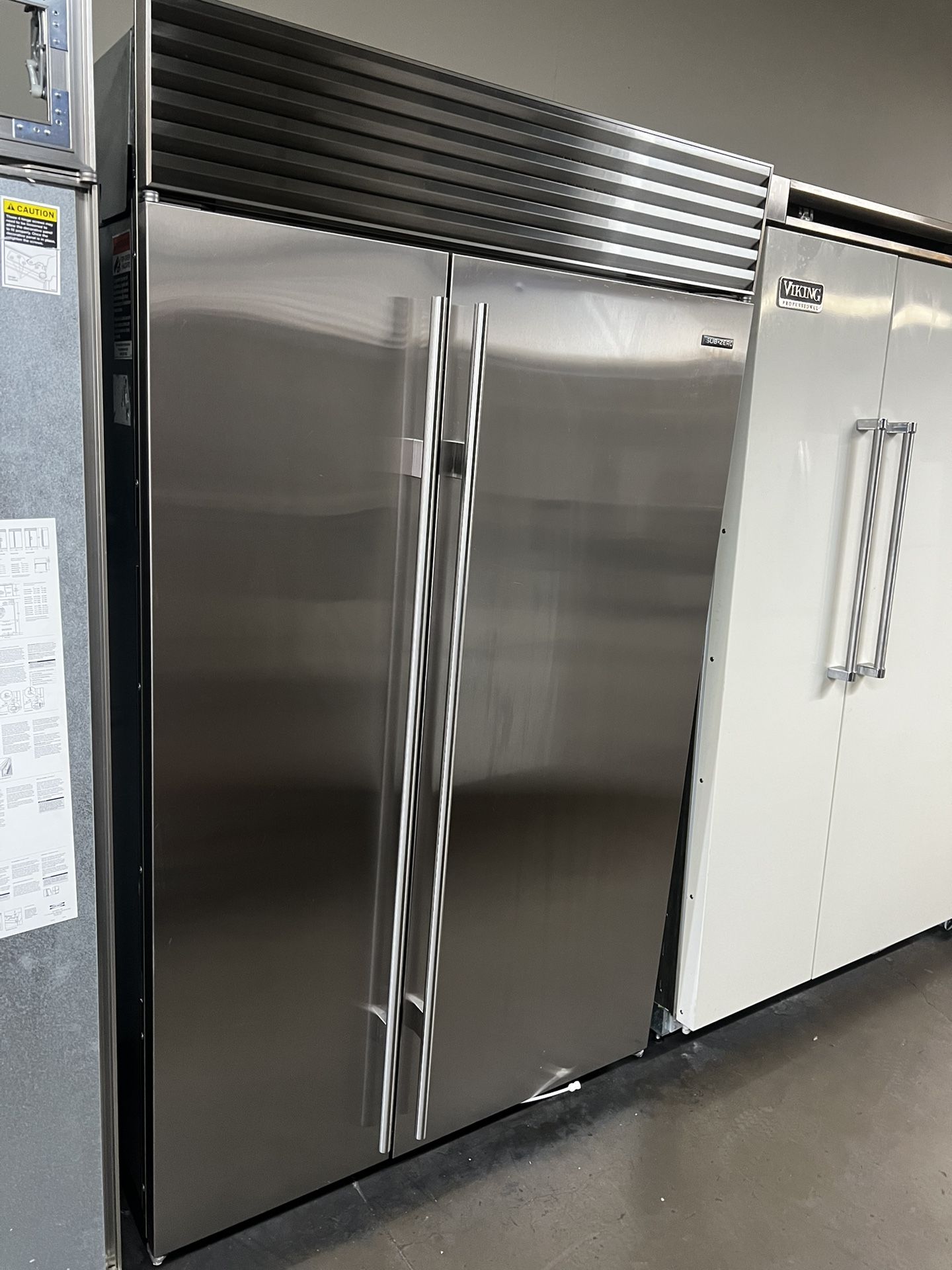 SUB ZERO 48”WIDE BUILT IN STAINLESS STEEL REFRIGERATOR WITH INTERNAL WATER/ICE