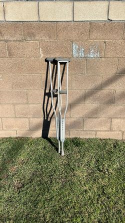 Crutches 