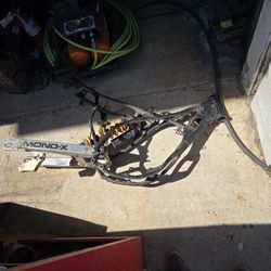YZ 100 Frame And Swingarm