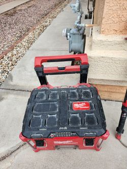 Milwaukee Packout Tool Box
