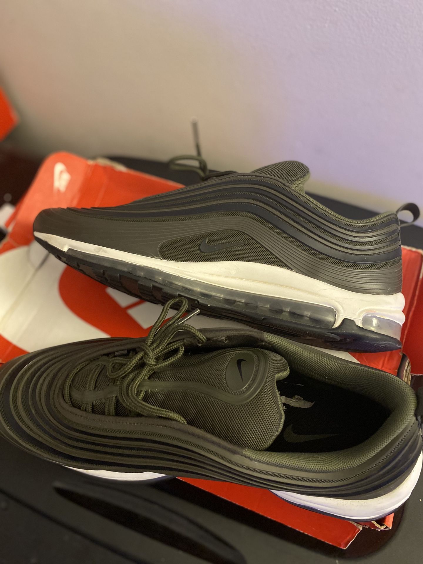 Air max 97 ULTRA 17 Size 13 ‘ Cargo Khaki’ (DEADSTOCK)