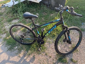 Selling huffy nighthawk bike