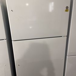 Ge Top And Bottom Refrigerator 