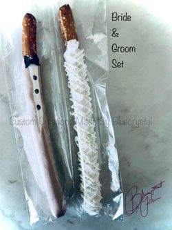 Bride & Groom Pretzel Set