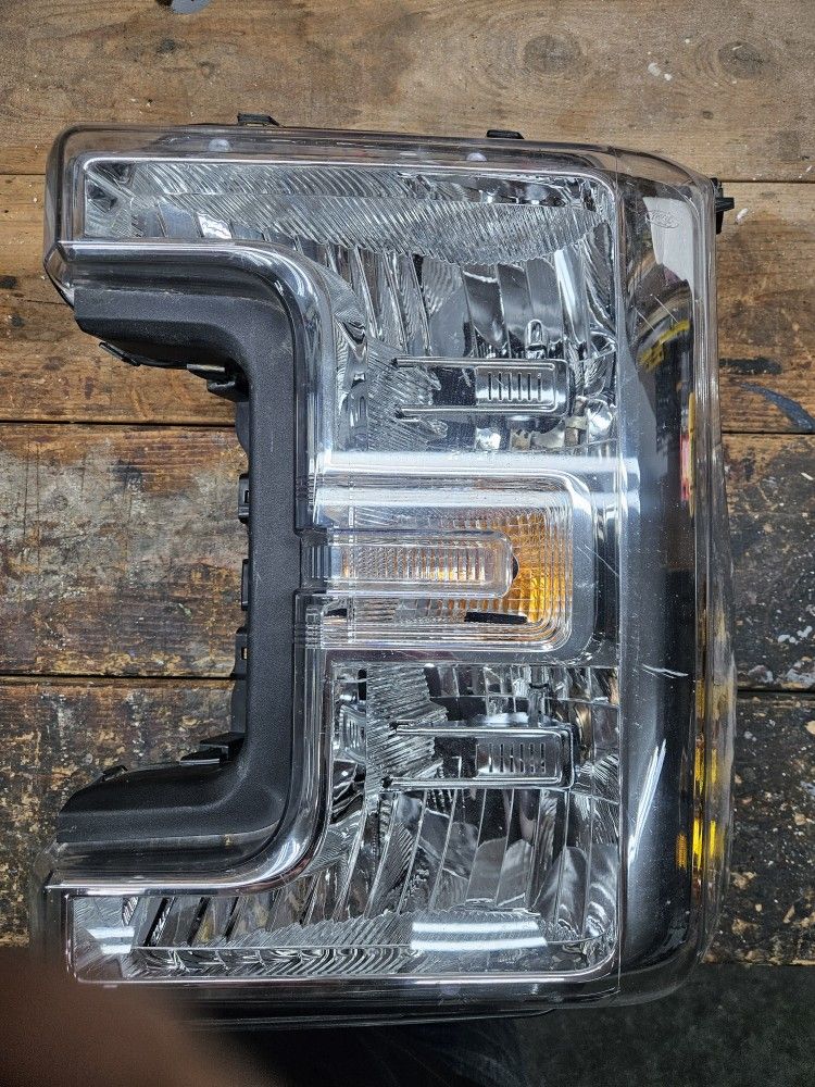 Headlights for 2017-2019 Ford SuperDuty