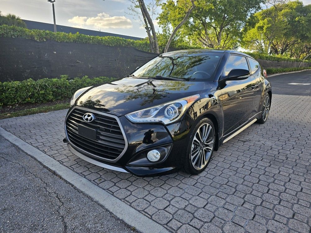 2016 Hyundai Veloster