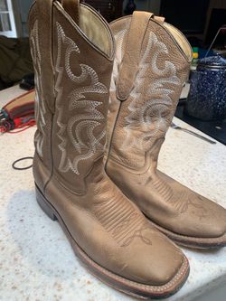 Cowboy 👢 boots size 9
