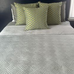 Bed frame & Mattress for Sale – Great Condition