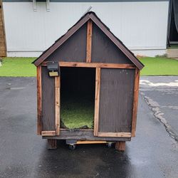 Xl LARGE DOG HOUSE