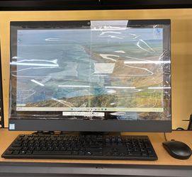 Dell All-in-one 22” i3 7th Gen 16GB Ram 256GB SSD Touchscreen Win 11