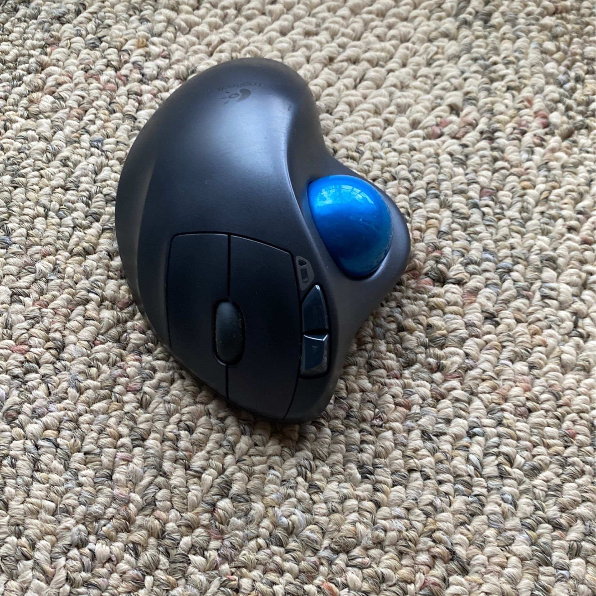 Logitech M570 Wireless Trackball Mouse