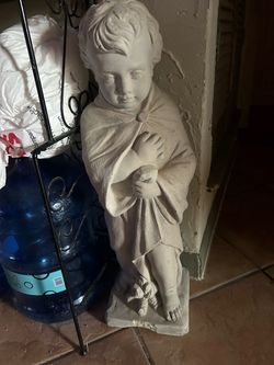 Home garden statue