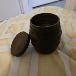 Barrel And 🐒 🙈  MONKEYS Manufacturer: Stauffer&Sons Old, Odd