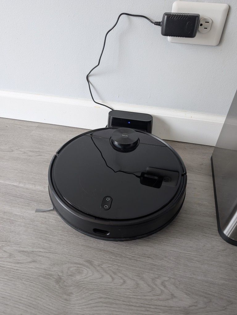 WYZE Robot Vacuum Cleaner