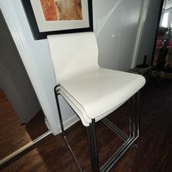 3 Bar Stool Chairs 