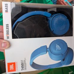 JBL T450BT Wireless Bluetooth Headphones Blue
