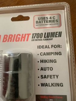 Led tactical flashlight