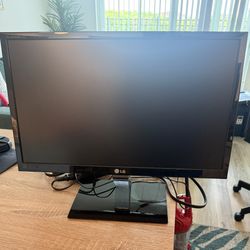 LG Computer Screen 