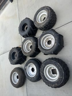 Quad wheels and tires paddles