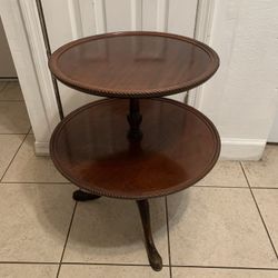 Vintage Antique  Mahogany Wood 2 Tier Table