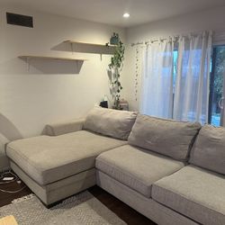 DELANO LIVING SPACES SECTION RAF