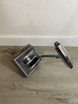 Original 1964-68? Ford Mustang Automatic Floor Shifter OEM O.E.M. 1 1965 Not sure for which mustang it is I was told it was from a 1965 but I 