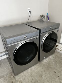 Samsung Bespoke AI Front Load Washer & Dryer