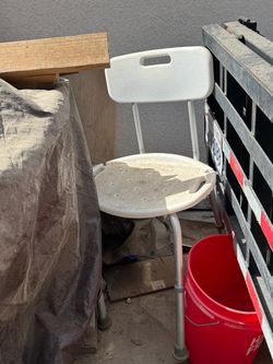 Shower chair good condition
