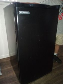 Mini  fridge