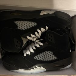 Best Offer* Jordan 5 metallic OG