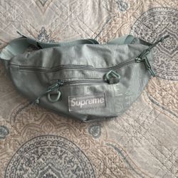 supreme Fanny Pack