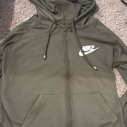Nike Sweater 