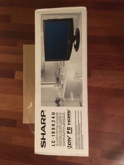19 in Sharp Flat Screen TV