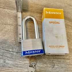 New Vintage Master Lock Padlock No. 5 - 3" Long Shackle - NEW in Box