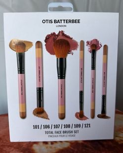 New Makeup Brushes