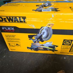 DEWALT 60V Lithium-Ion 12 in. Cordless Sliding Miter Saw( FOR PARTS OR REPA)