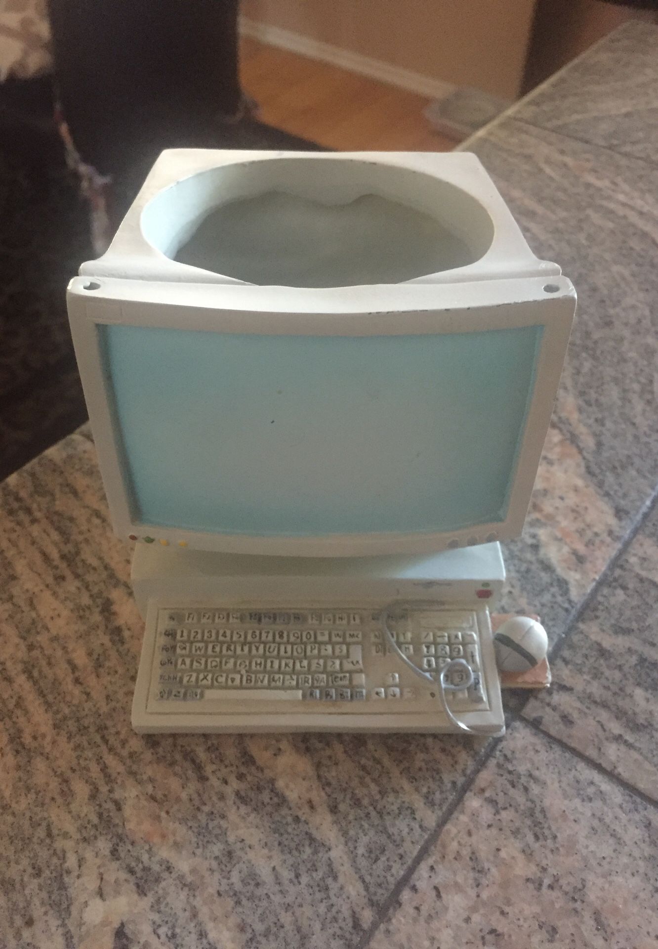Vintage computer monitor