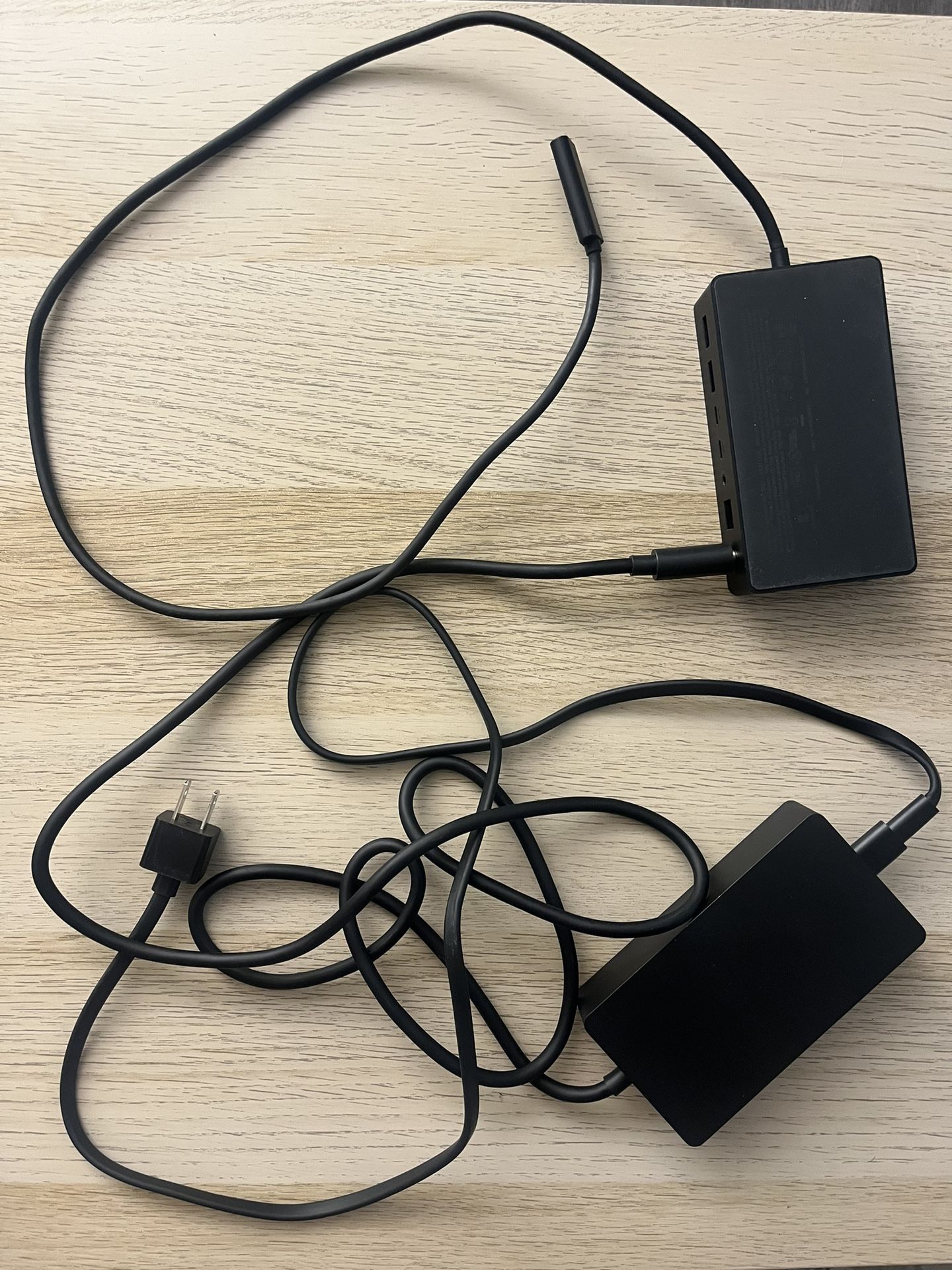 Surface Pro Docking Station